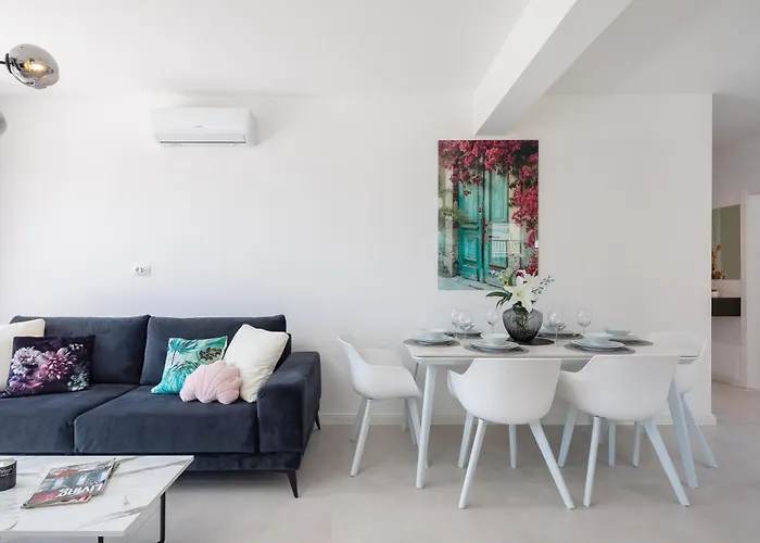 Apartment Luxury Edvina With Private Parking