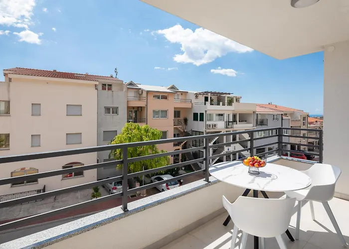 Apartment Luxury Edvina With Private Parking